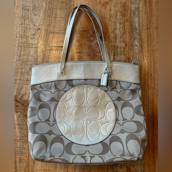 Coach Handbags - Coach shoulder bag